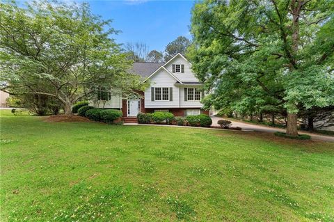 Homes For Sale - 12 Lamplighter Cove<br/> Bartow County, Cartersville, GA 30120