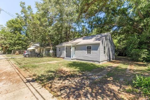 209 Calhoun Street Fort Valley GA 31030