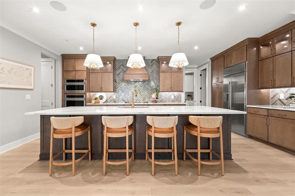 3880 Manor Court Drive