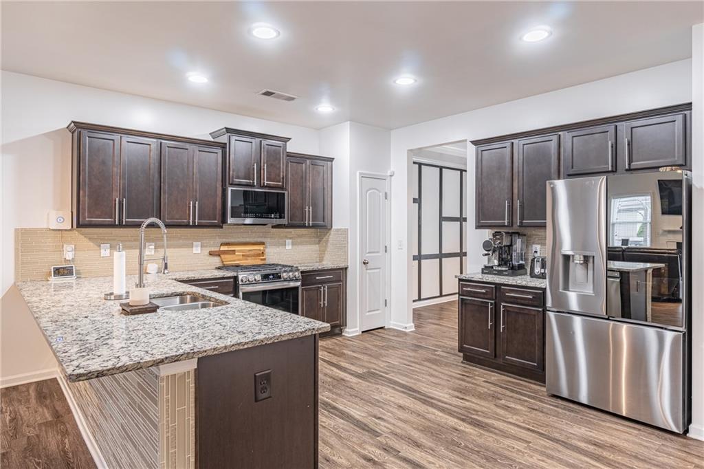 408 Blue Sky Circle, Acworth, Georgia image 8
