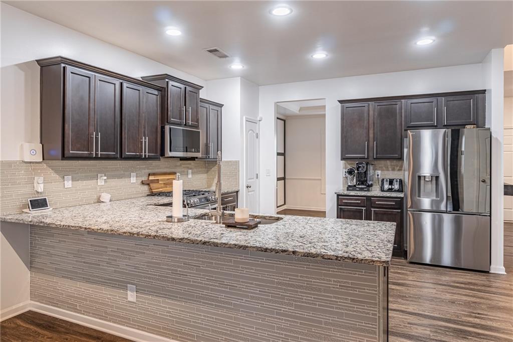 408 Blue Sky Circle, Acworth, Georgia image 9