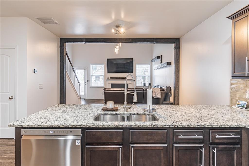 408 Blue Sky Circle, Acworth, Georgia image 11