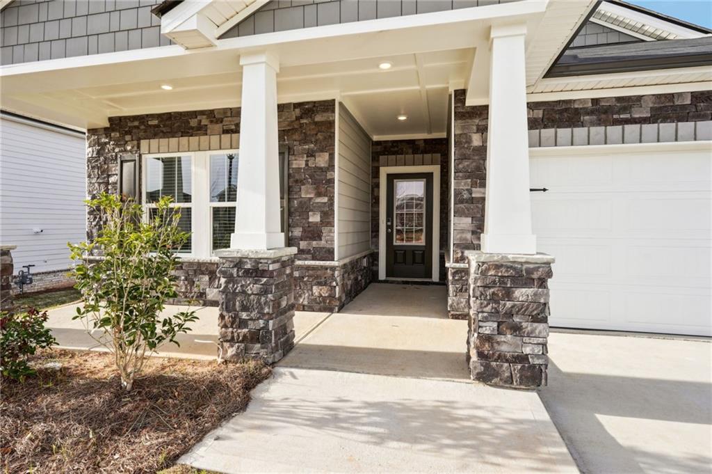 183 Sope Creek Circle, Pendergrass, Georgia image 3