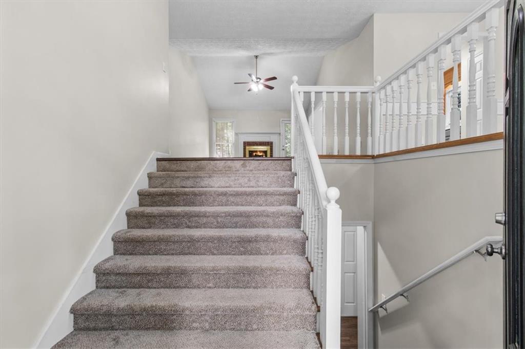 73 Maplelake Court