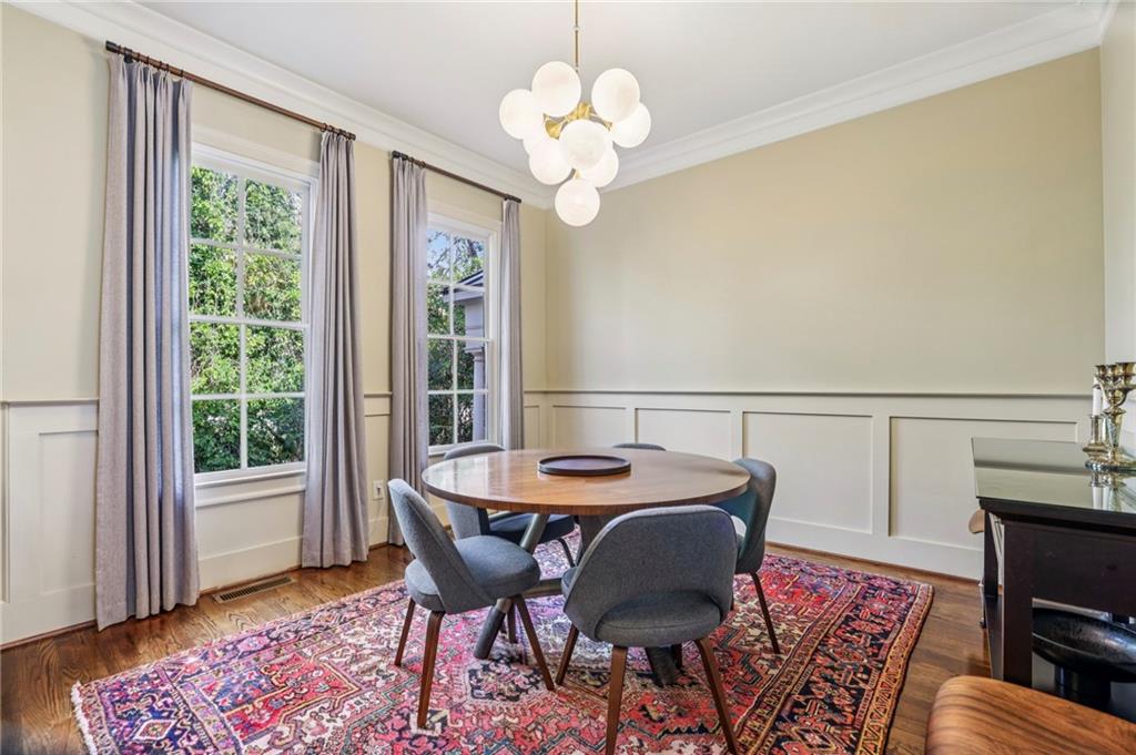 1029 E Club Court NE 1029