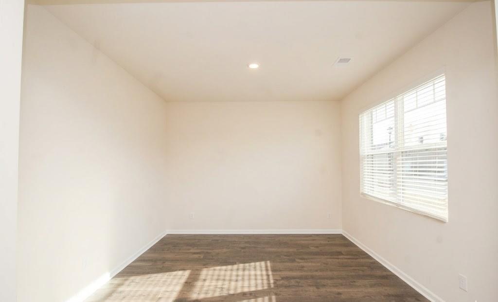 2264 Pelham Pass