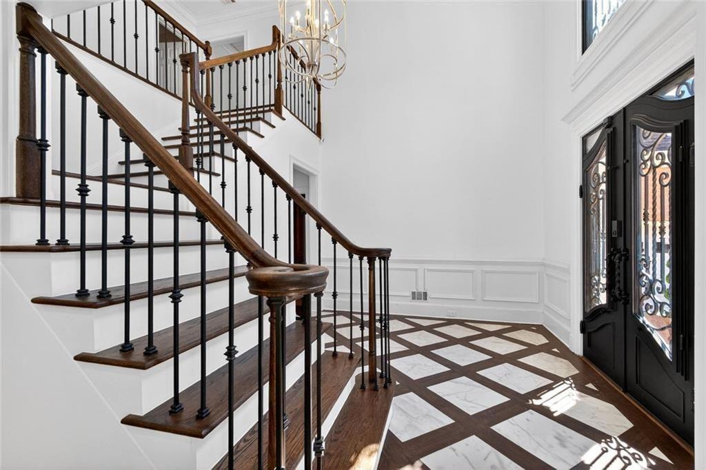 1026 Quaker Ridge Way