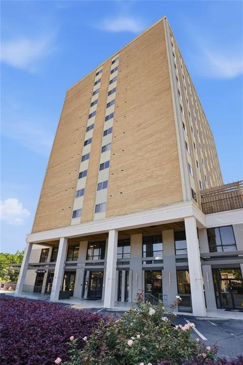 Condo For Rent - 2285 Peachtree Road #709<br/> Atlanta, GA 30309