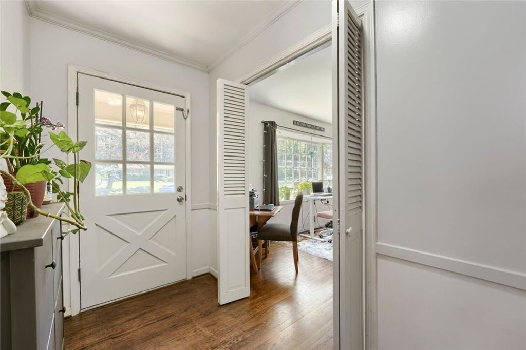 1661 Huntington Drive