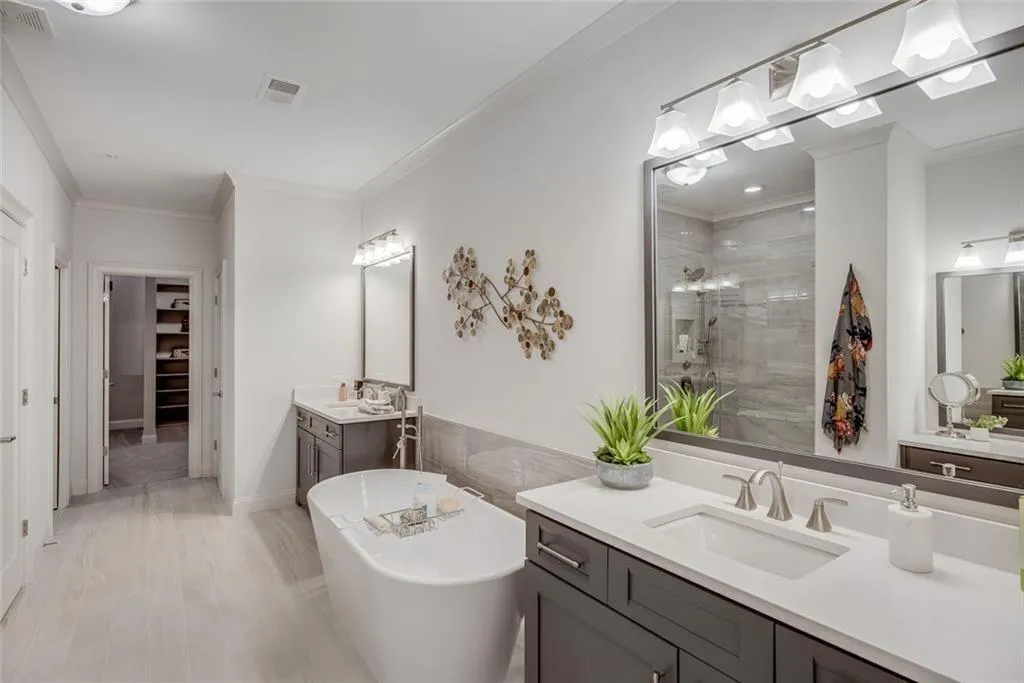 Senoia, Georgia 30276, United States, 3 Bedrooms Bedrooms, ,4 BathroomsBathrooms,Residential,Active,172482