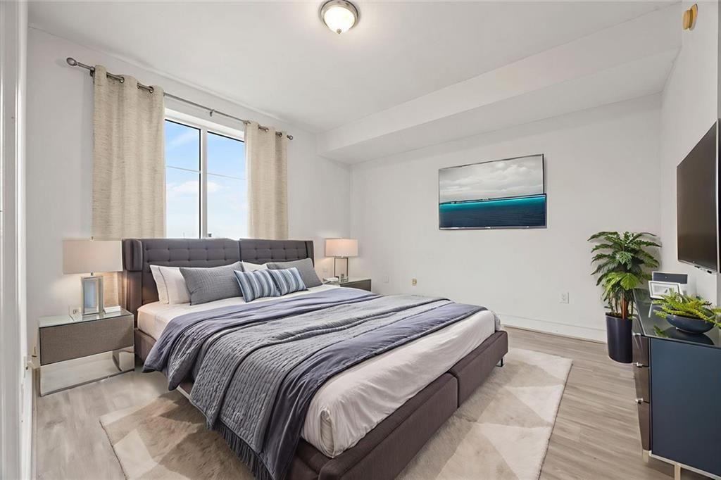 285 CENTENNIAL OLYMPIC PARK Drive NW 903