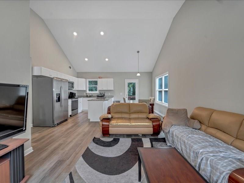 570 Bethany Court