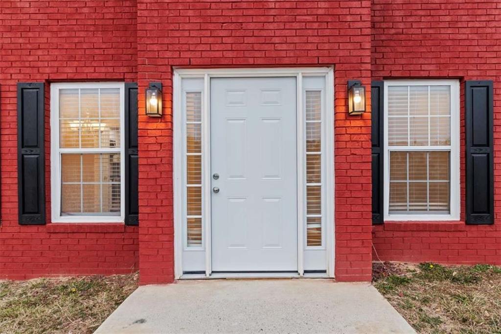 1029 Chaterly Court, Riverdale, Georgia image 3