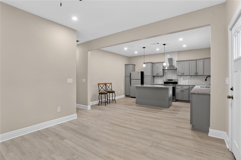 607 E Solomon Street