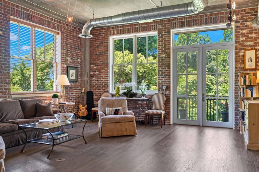 3235 Roswell Road NE 604