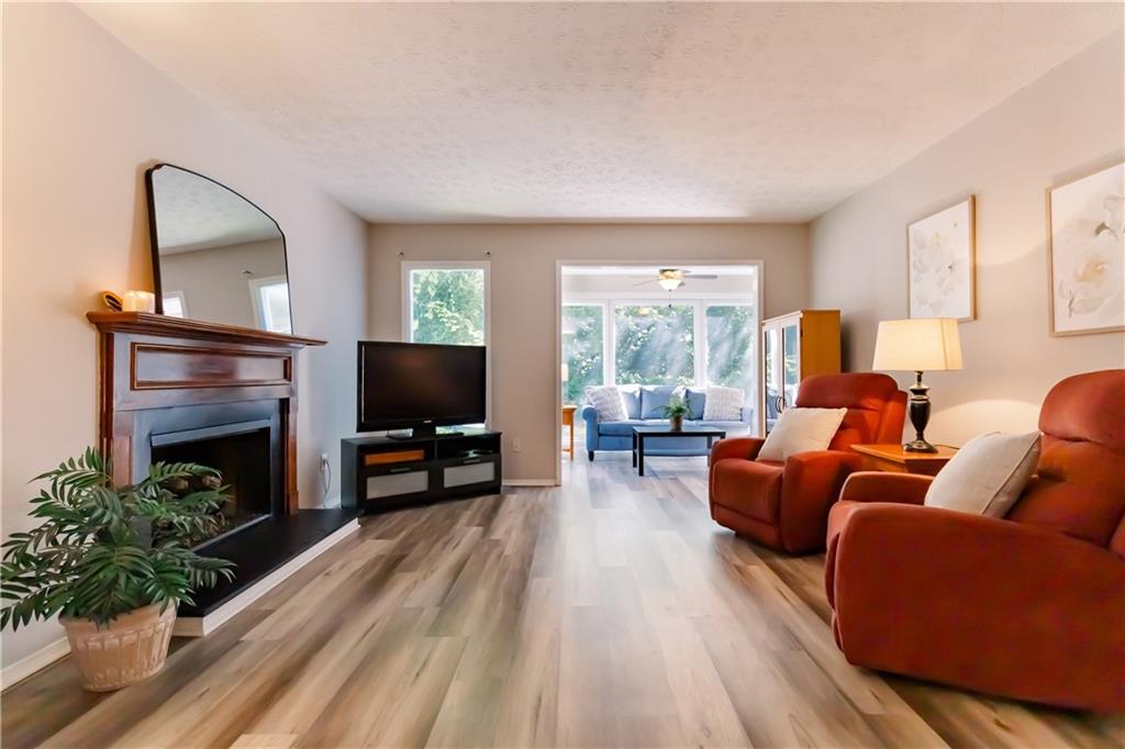 1208 AUGUSTA Drive SE 1208