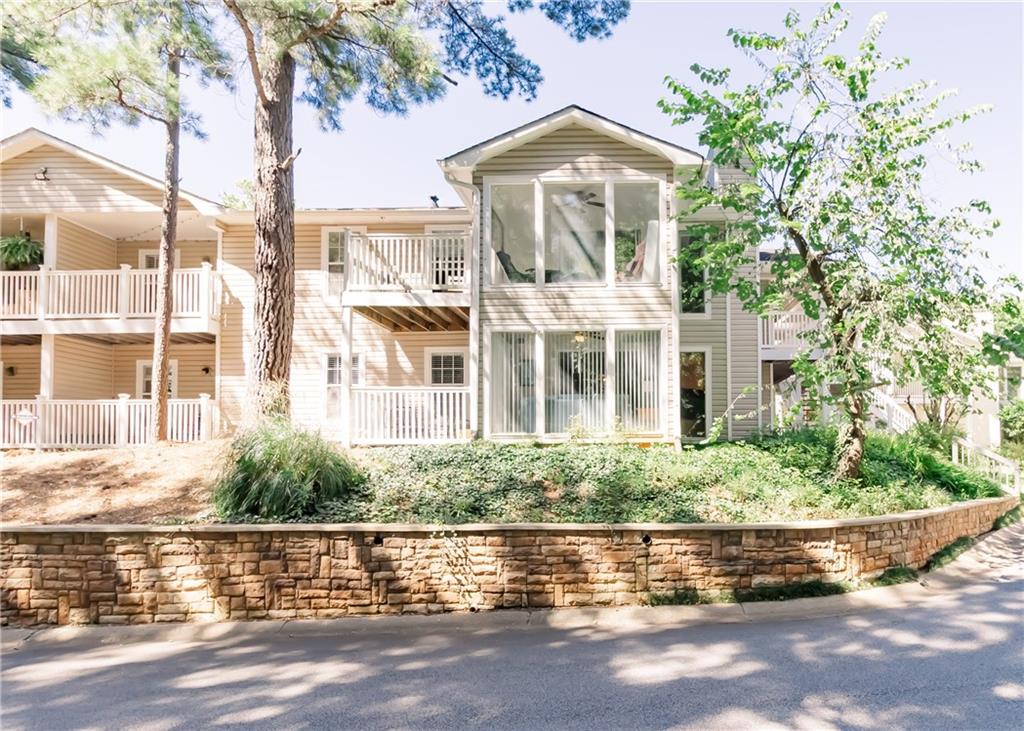 1208 AUGUSTA Drive SE 1208