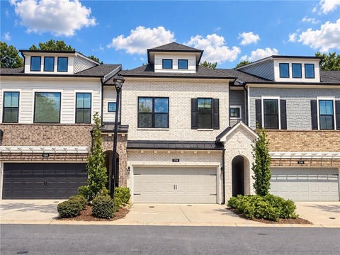 Townhouse For Sale - 1150 Harper Drive<br/> Alpharetta, GA 30076