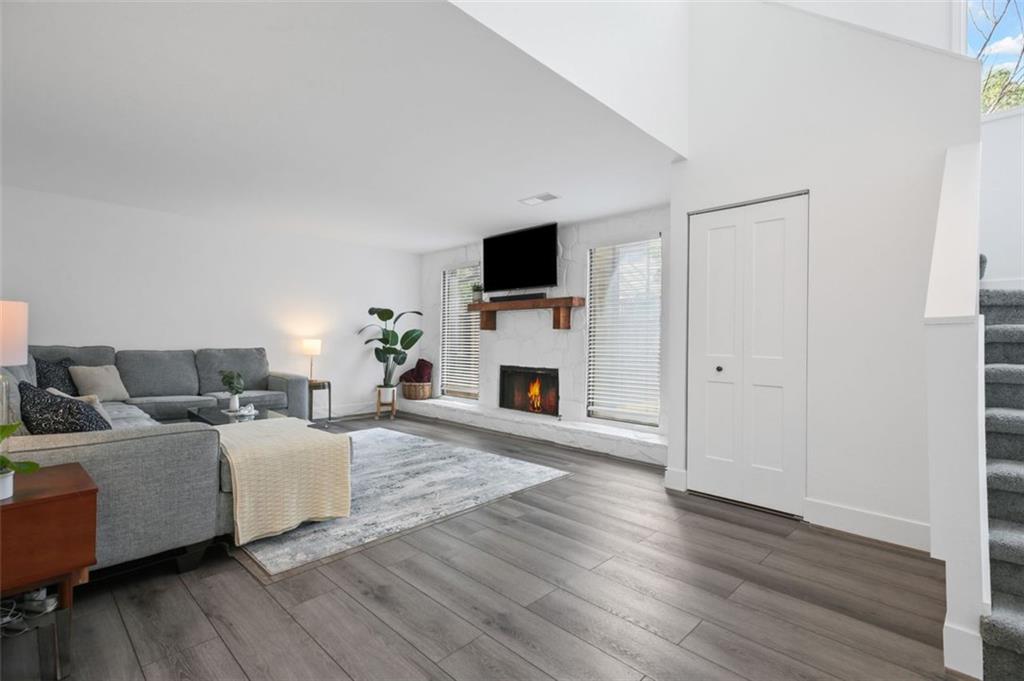 234 Pam Lane SW
