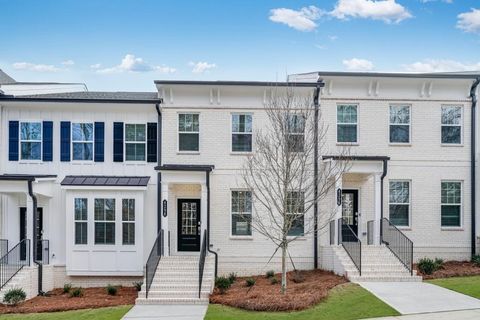 Townhouse For Sale - 4298 Robert Alley Aly<br/> Doraville, GA 30360