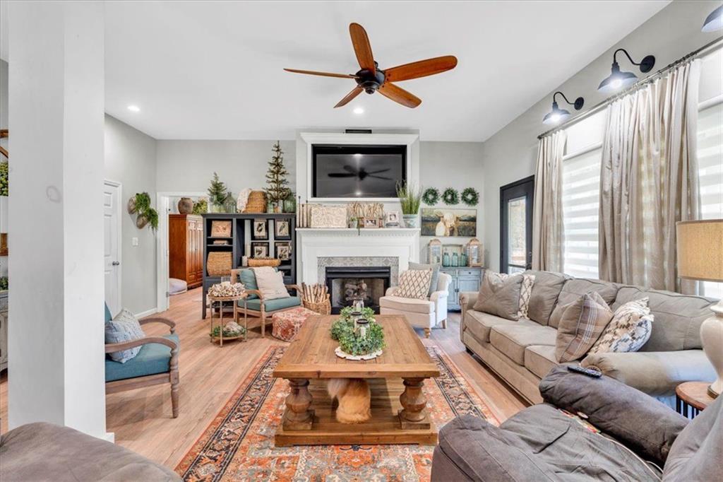 355 KIMWOOD Drive