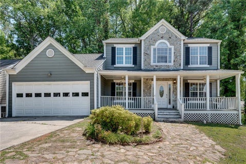 Homes For Sale - 11105 Abbotts Station Drive<br/> Duluth, GA 30097