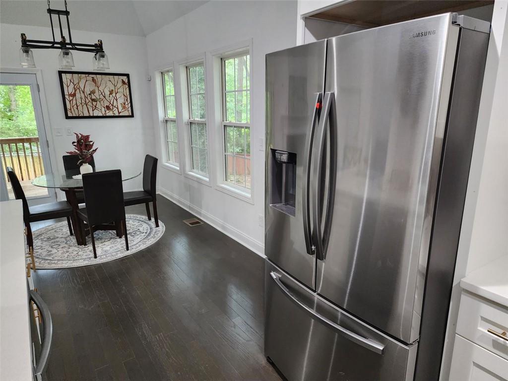 195 Burbank Drive, Atlanta, Georgia image 20