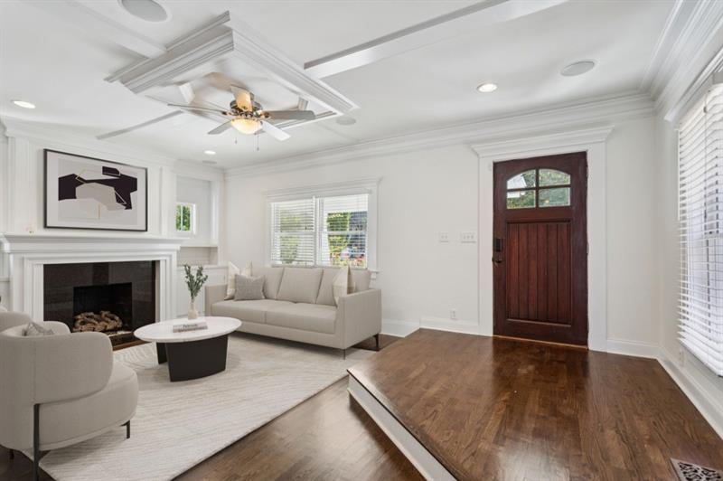 546 Highland Avenue NE