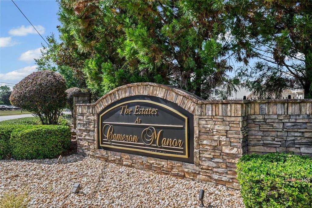 701 Cams Creek