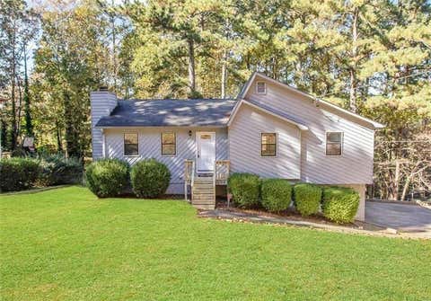 Homes For Sale - 3824 Wyntuck Circle<br/> Kennesaw, GA 30152