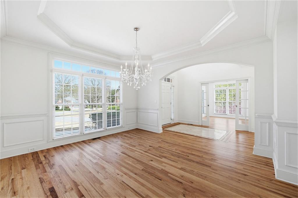 1236 Grand View Drive SE