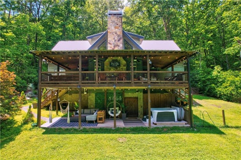 Homes For Sale - 50 Trails End Ct Ct<br/> Ellijay, GA 30536