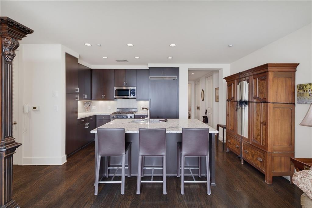 3630 Peachtree Road NE 2606