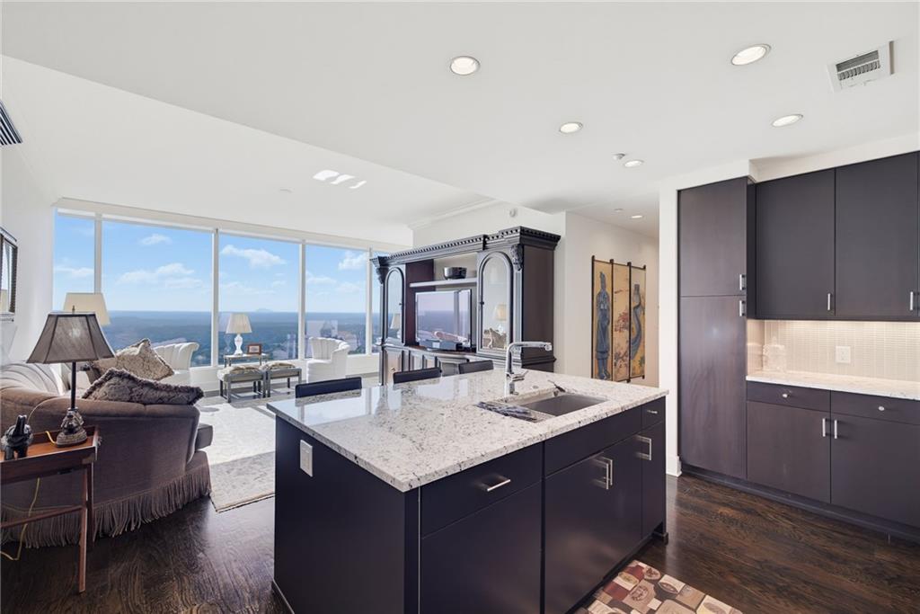 3630 Peachtree Road NE 2606
