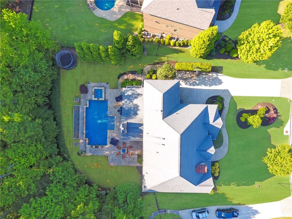 2325 Manor Creek Court