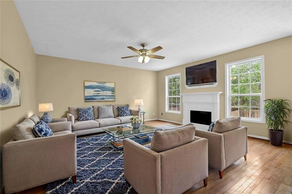 2988 Belfaire Lake Drive, Dacula, Georgia image 3
