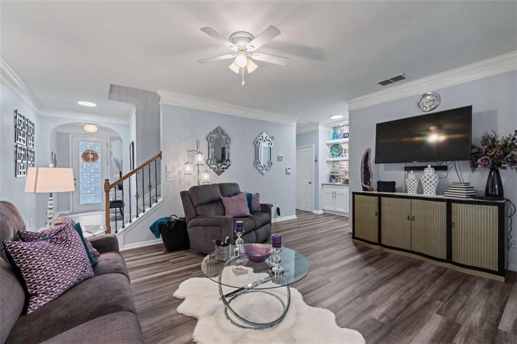 925 Pierce Ivy Court