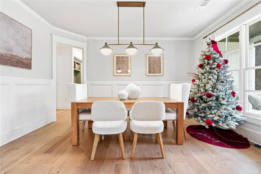 1550 Chapelwell Place