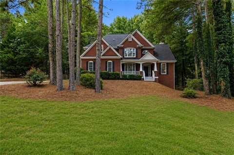 Homes For Sale - 6610 Fox Creek Drive<br/> Cumming, GA 30040