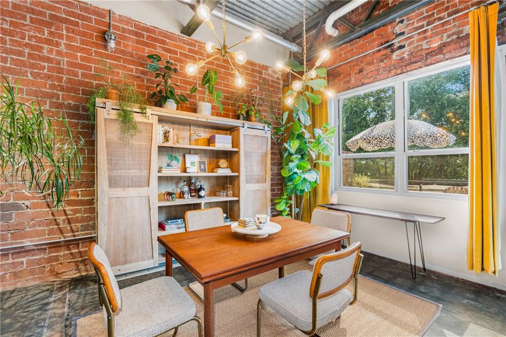 195 Arizona Avenue NE