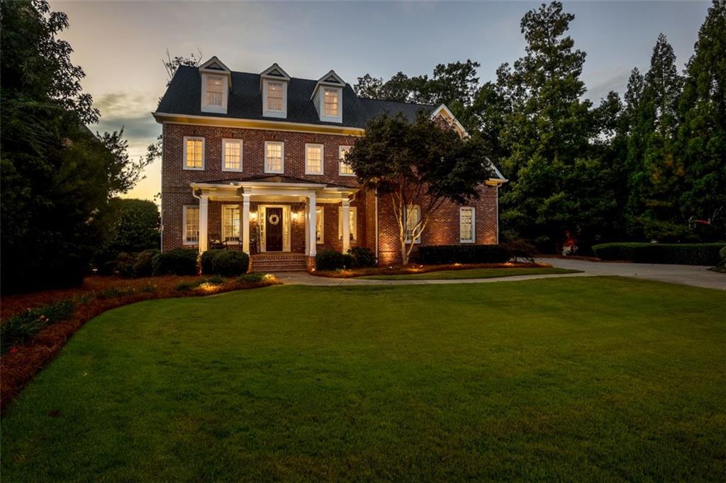 4992 PRICE Drive