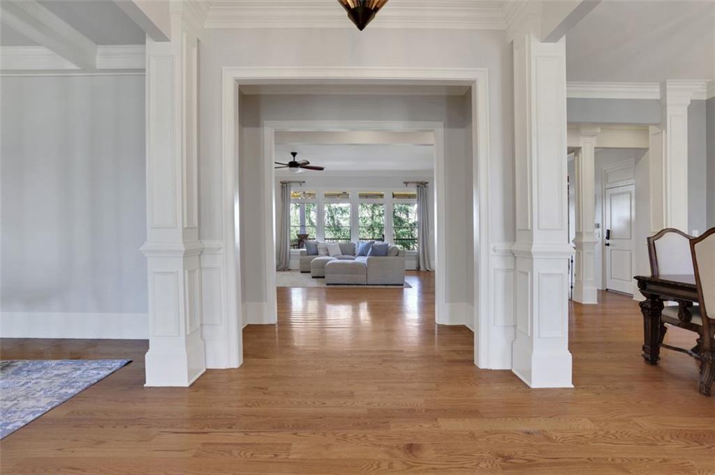 4992 PRICE Drive