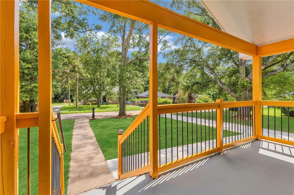 388 Sargent Drive SE