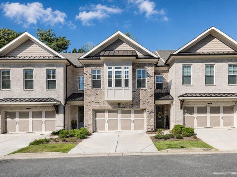 Townhouse For Sale - 204 Wheatland Road<br/> Johns Creek, GA 30022