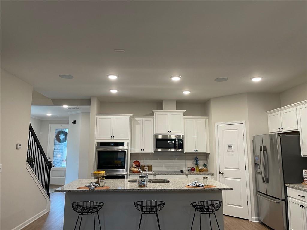 1107 Lucan Lane WC2.1