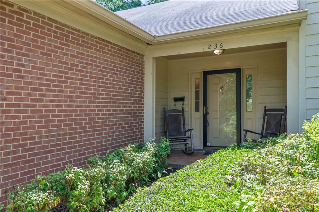 1236 Whitlock Ridge Drive, Marietta, Georgia image 2