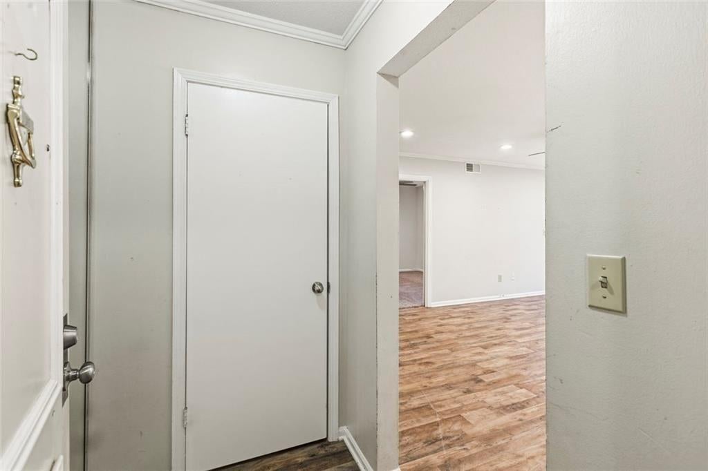 6851 Roswell Road D-15