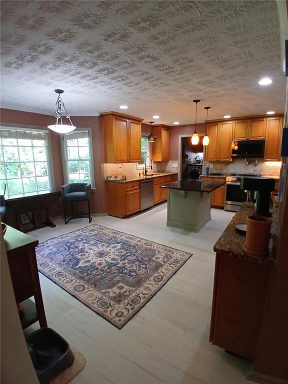 215 Hampton Woods Drive