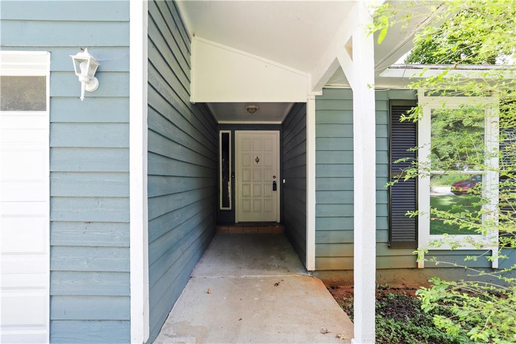 815 Oxford Hall Drive