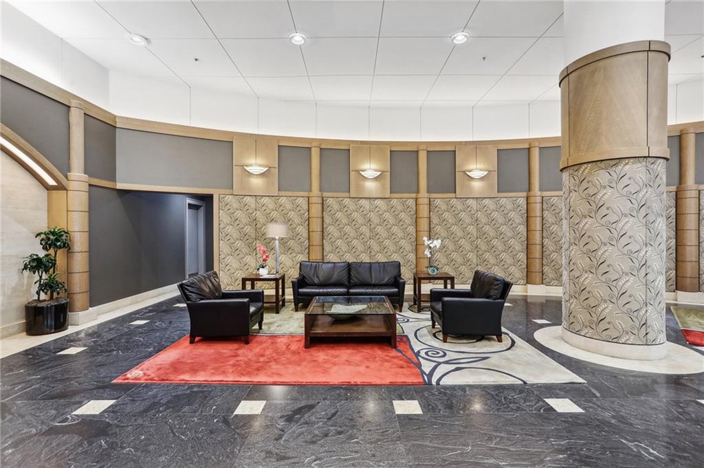 250 Park Avenue West NW 313